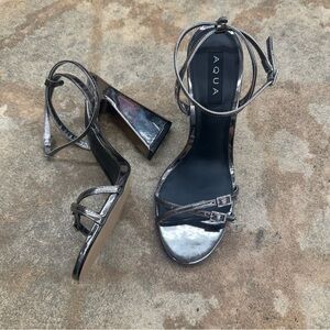 Aqua Metallic Size 9.5 Gunmetal Ankle-Strap Block Heel Sandals